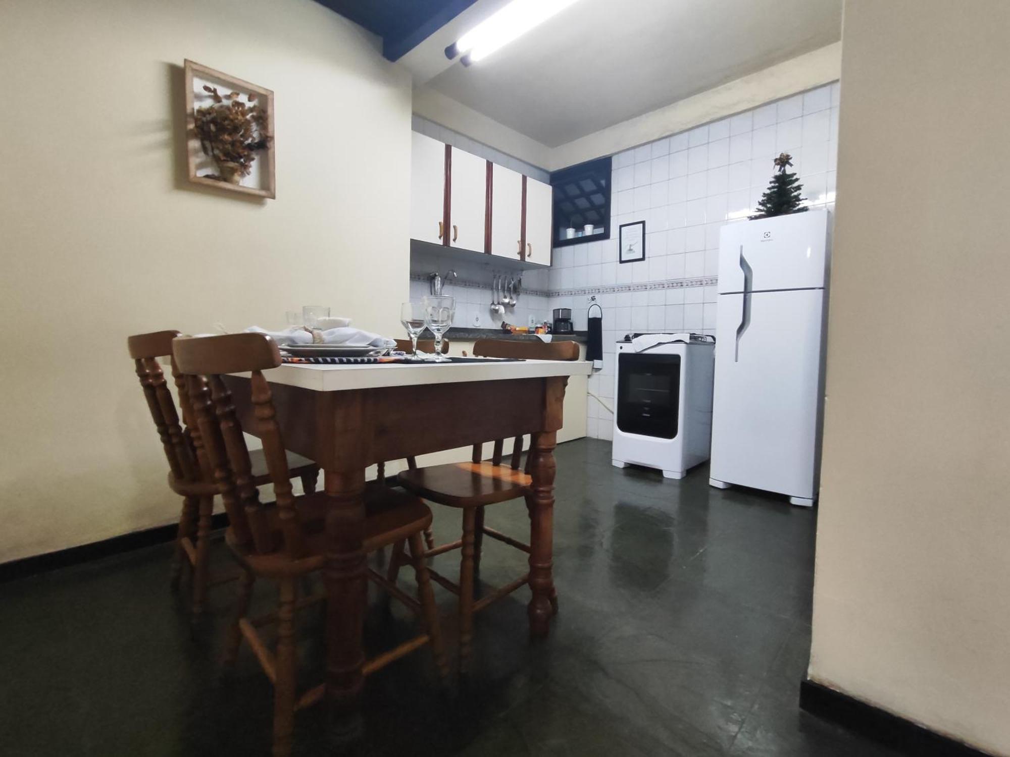 No Bairro Quitandinha - Rj Apartment