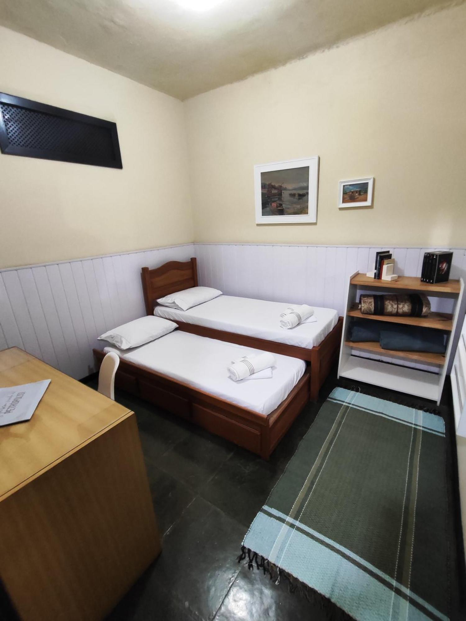 Apartment No Bairro Quitandinha - Rj
